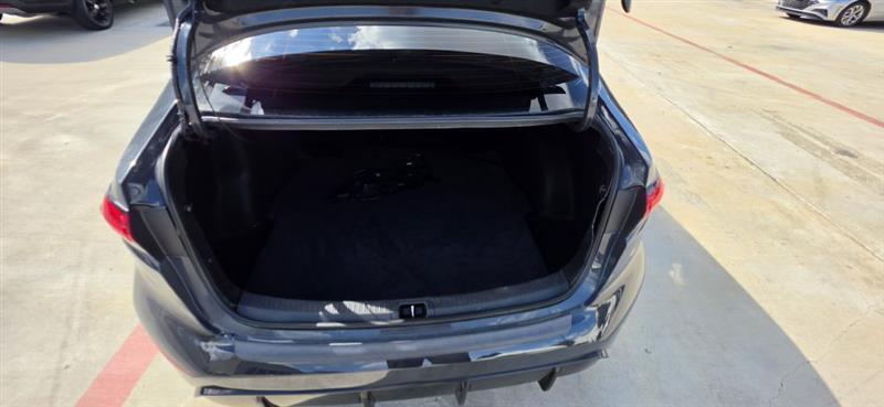 Toyota Corolla SE Nightshade 2025