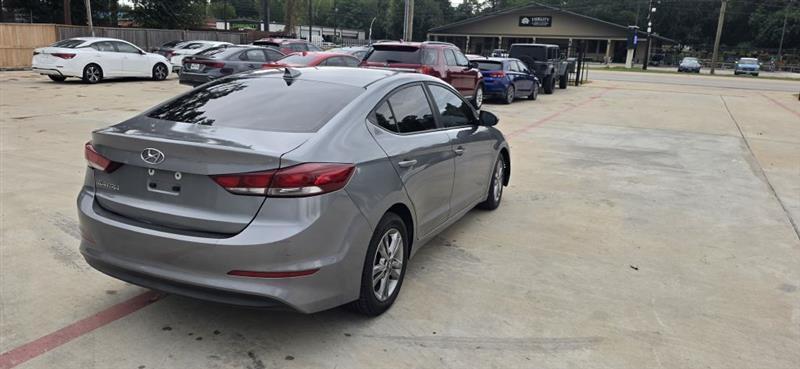 Hyundai Elantra Limited 2018
