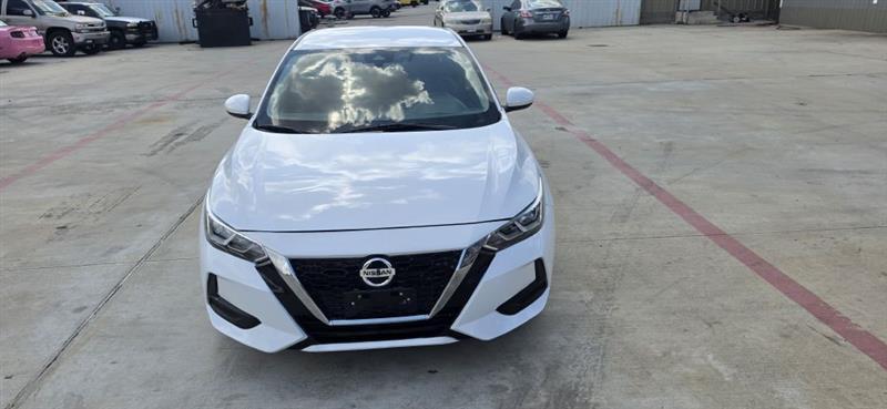Nissan Sentra SV 2022
