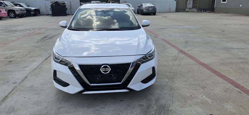 Nissan Sentra SV 2022