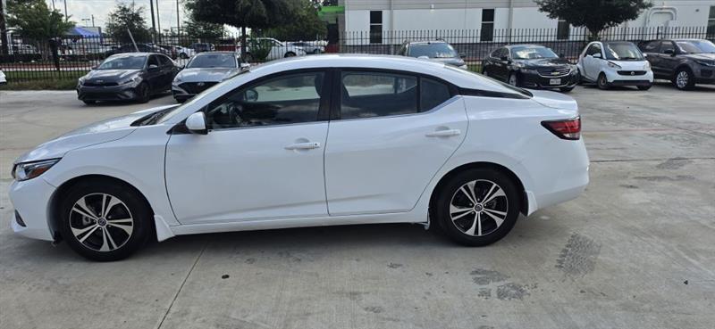 Nissan Sentra SV 2022