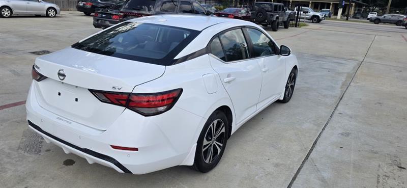 Nissan Sentra SV 2022