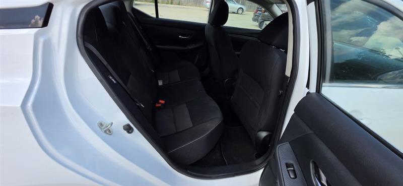 Nissan Sentra SV 2022