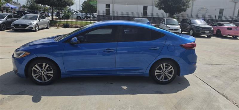Hyundai Elantra Value Edition 6A 2017