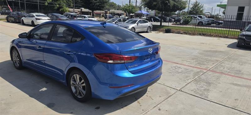 Hyundai Elantra Value Edition 6A 2017