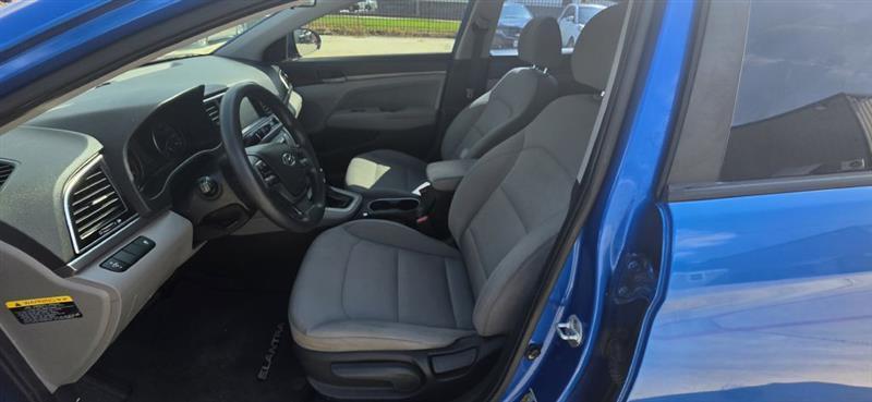 Hyundai Elantra Value Edition 6A 2017