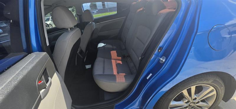 Hyundai Elantra Value Edition 6A 2017