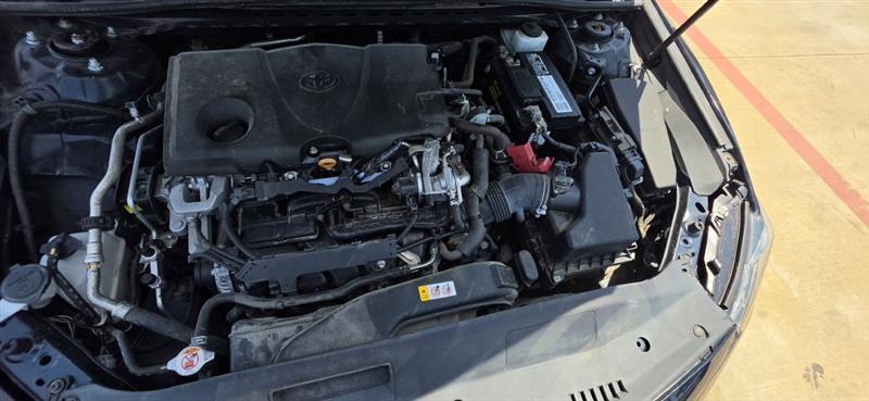 Toyota Camry SE 2020