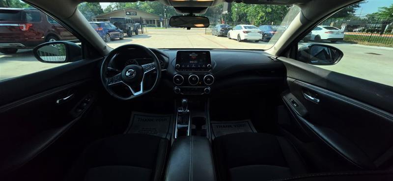 Nissan Sentra SV 2022