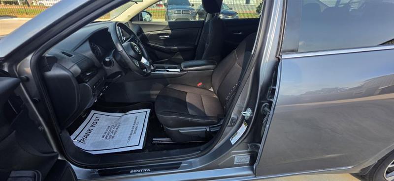 Nissan Sentra SV 2022