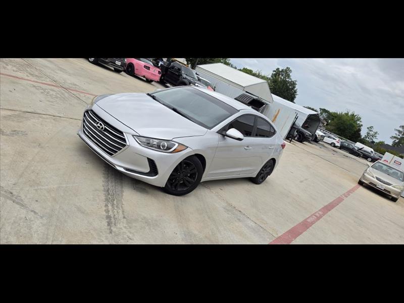 Hyundai Elantra Value Edition 6A 2017