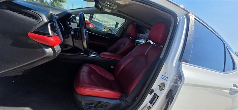 Toyota Camry XSE 2020