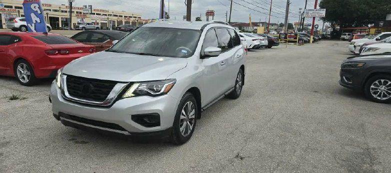 Nissan Pathfinder S 2WD 2017