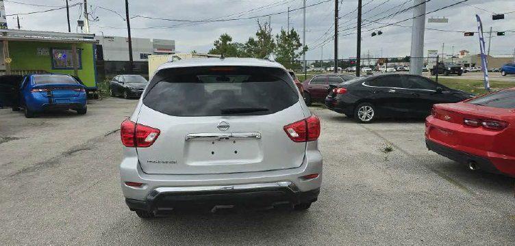 Nissan Pathfinder S 2WD 2017