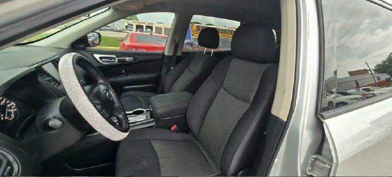 Nissan Pathfinder S 2WD 2017