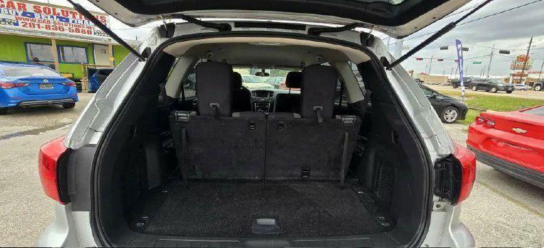 Nissan Pathfinder S 2WD 2017