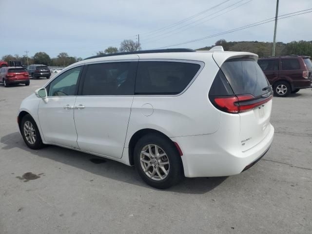 2022 Chrysler Pacifica Touring-L