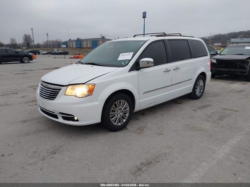 2015 Chrysler Town & Country Touring-L