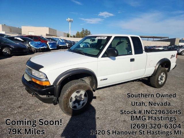 1999 Chevrolet S10 Pickup LS Ext. Cab 4WD