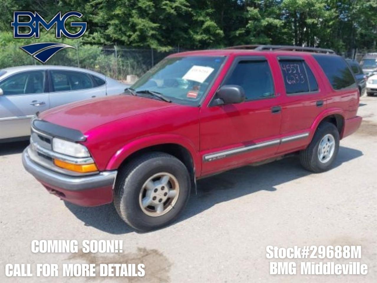 2000 Chevrolet Blazer LS 4-Door 4WD