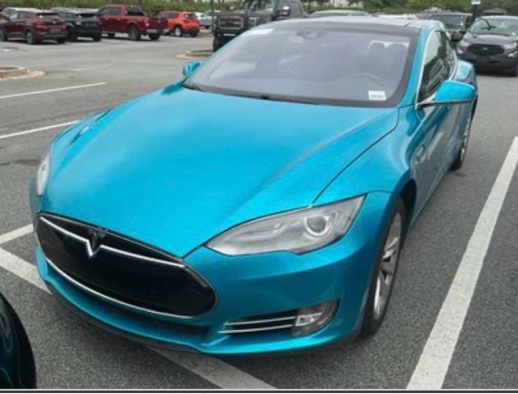 2015 Tesla Model S P85D's photo