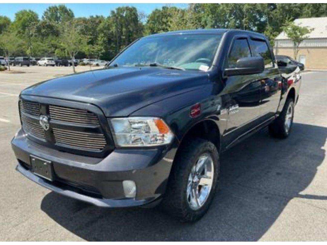 2016 RAM 1500 Tradesman Crew Cab SWB 4WD