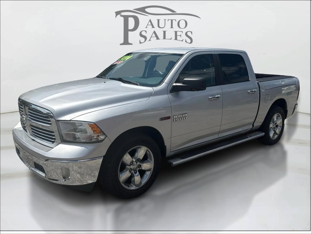 2015 RAM 1500 SLT Crew Cab SWB 2WD
