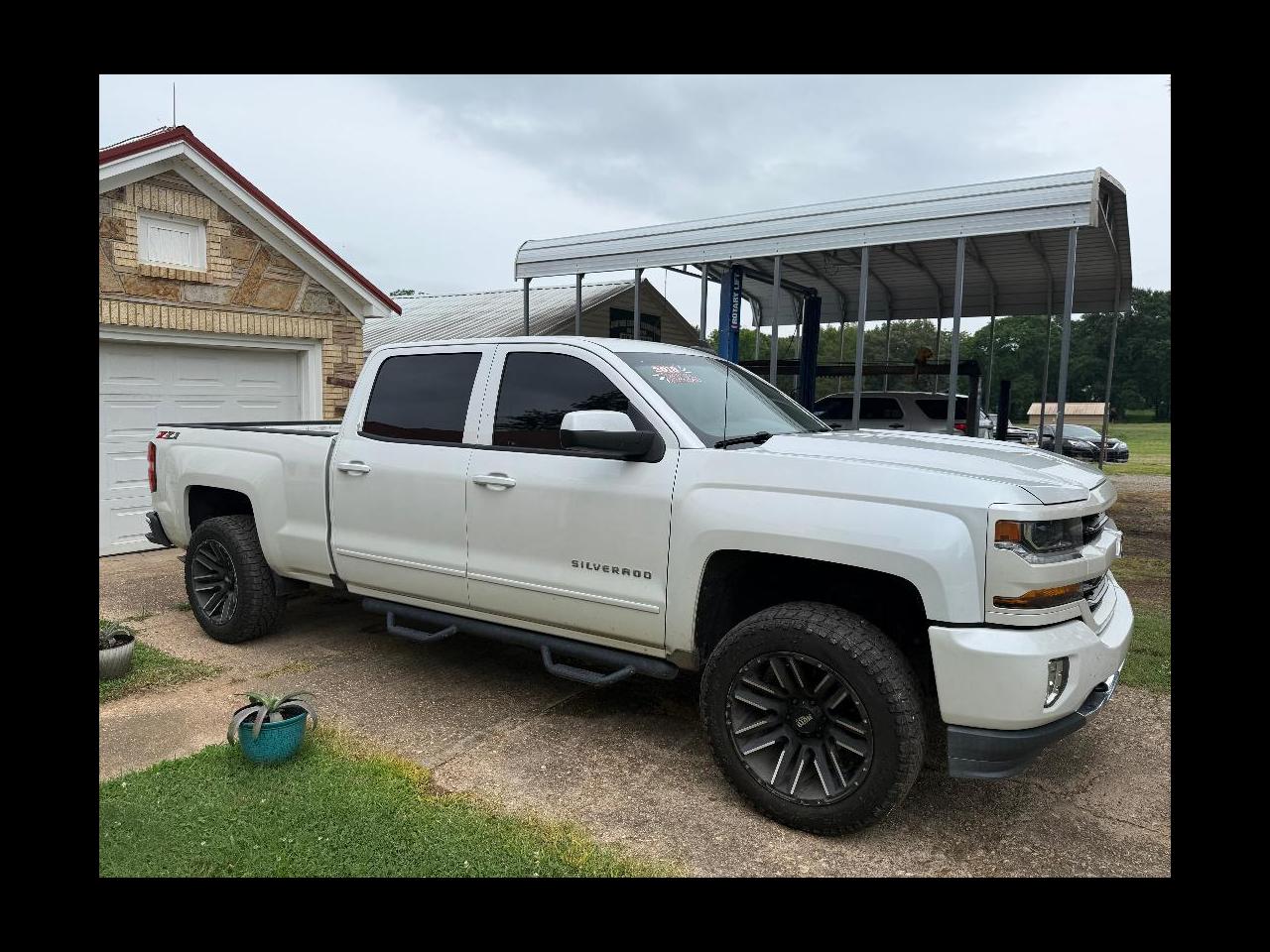 Chevrolet Silverado 1500 LT Crew Cab 4WD 2018