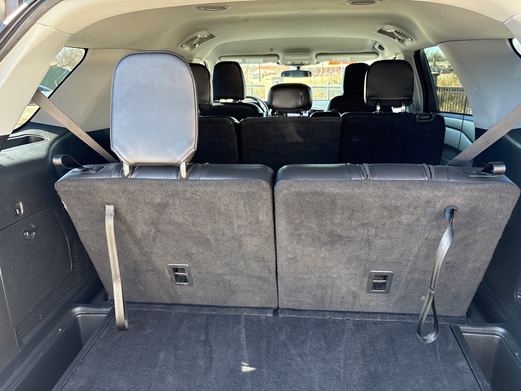 Ford Explorer XLT RWD 2024