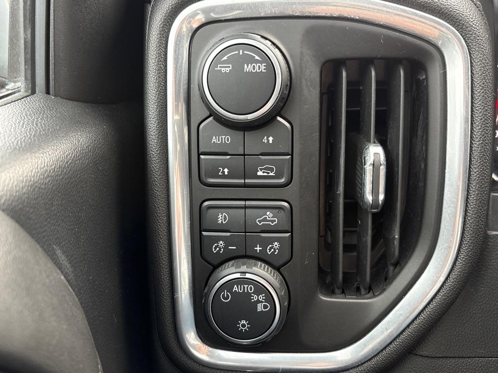 Chevrolet Silverado 1500 4WD Crew Cab 147" LT 2020