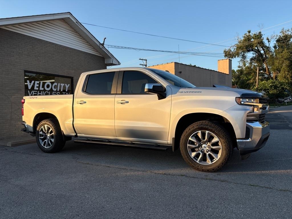 Chevrolet Silverado 1500 4WD Crew Cab 147" LT 2020