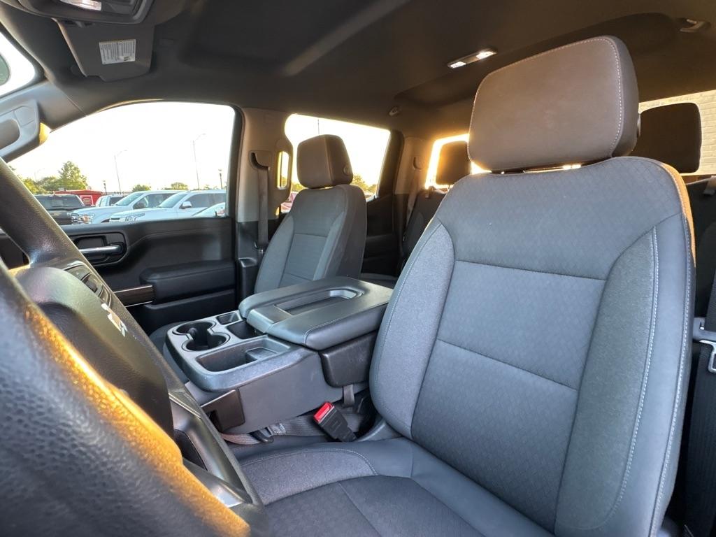 Chevrolet Silverado 1500 4WD Crew Cab 147" LT 2020