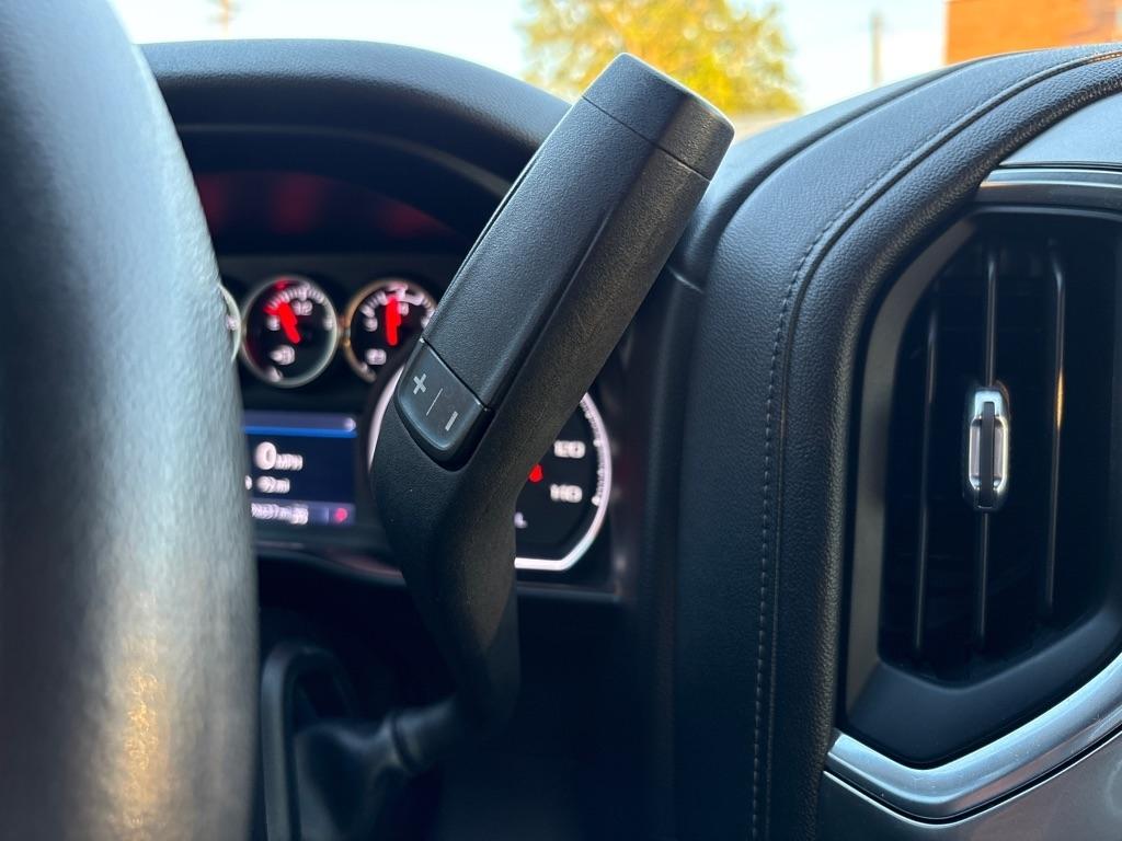 Chevrolet Silverado 1500 4WD Crew Cab 147" LT 2020