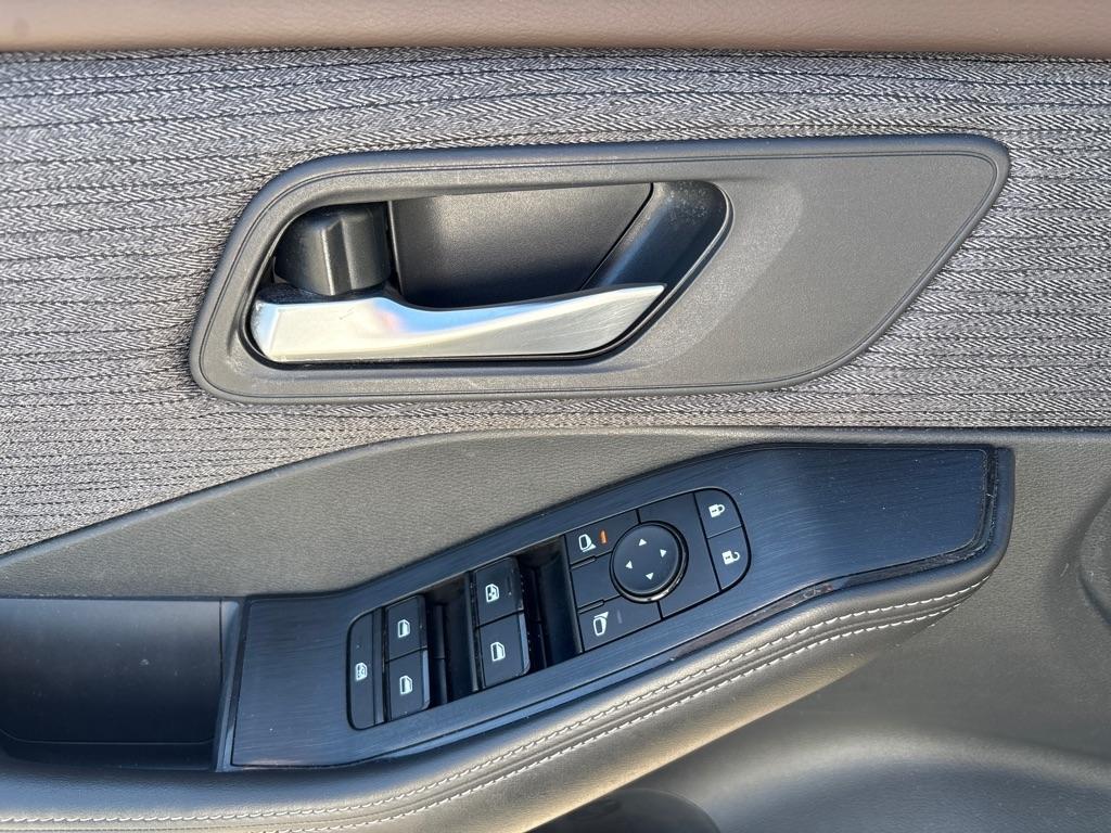 Nissan Rogue AWD SV 2021