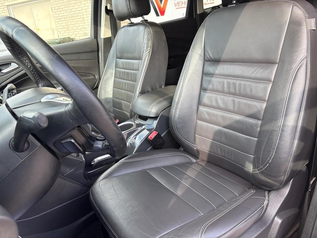 Ford Escape FWD 4dr Titanium 2016