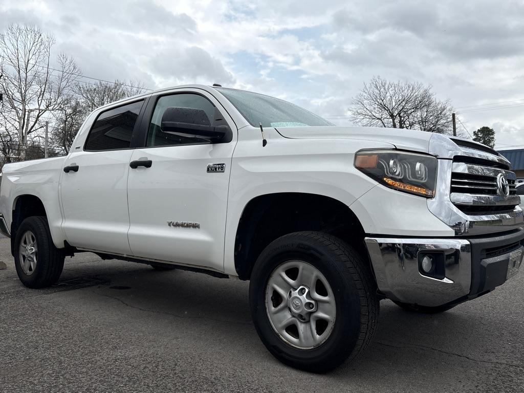 Toyota Tundra 4WD Truck CrewMax 5.7L V8 6-Spd AT TRD Pro (Natl) 2016
