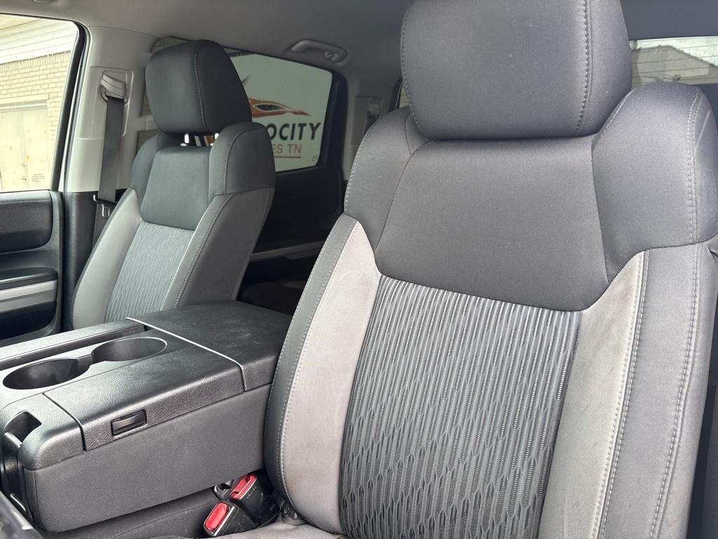 Toyota Tundra 4WD Truck CrewMax 5.7L V8 6-Spd AT TRD Pro (Natl) 2016