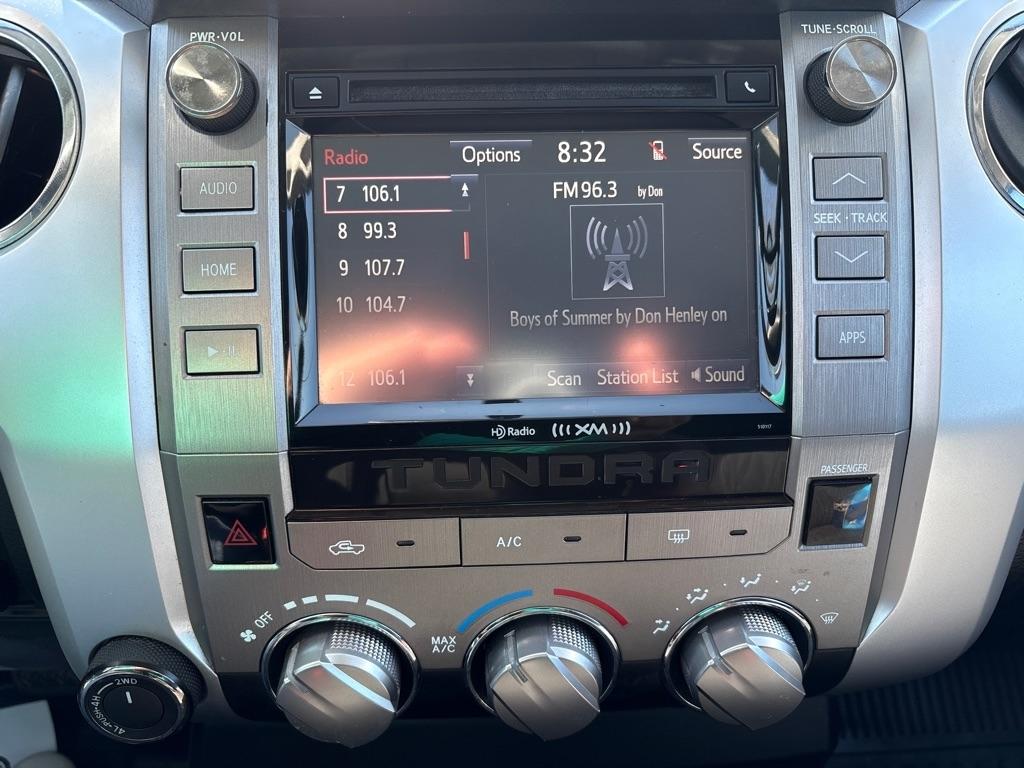 Toyota Tundra 4WD Truck CrewMax 5.7L V8 6-Spd AT SR5 (Natl) 2016