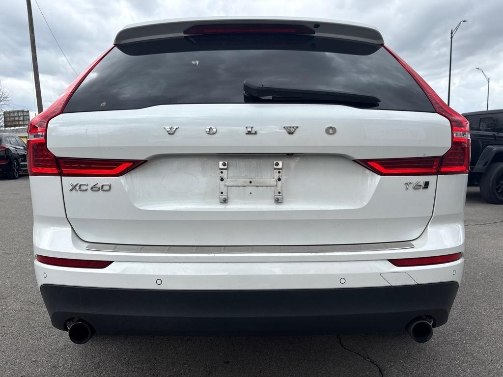Volvo XC60 T6 AWD Momentum 2021