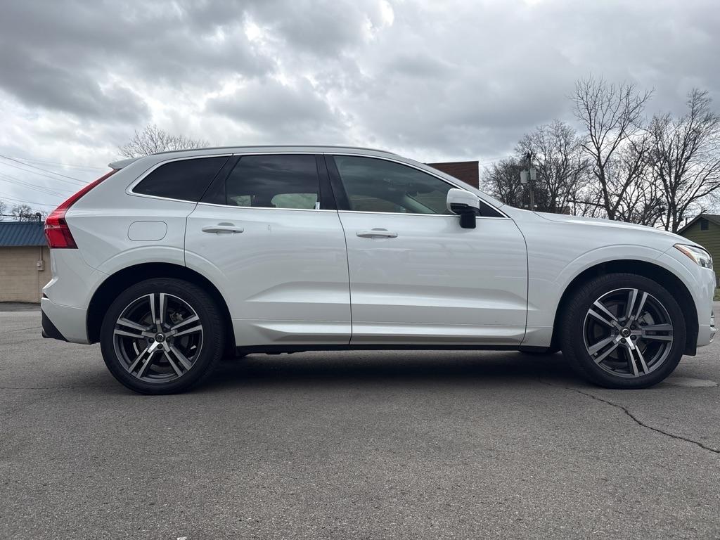 Volvo XC60 T6 AWD Momentum 2021