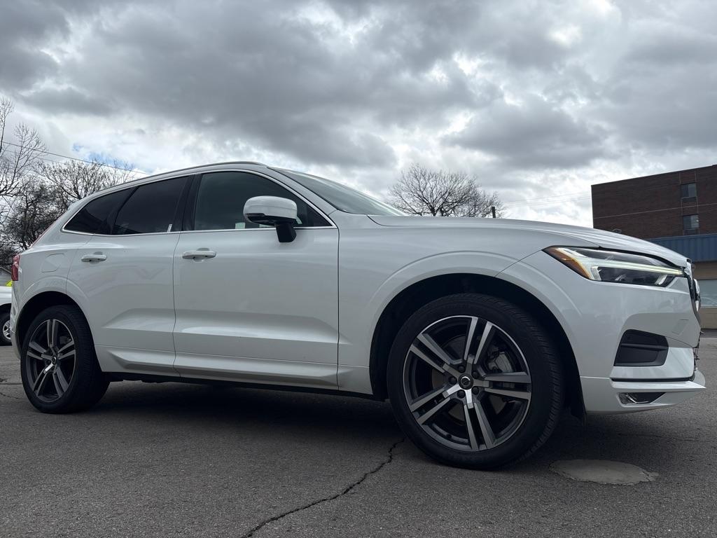 Volvo XC60 T6 AWD Momentum 2021