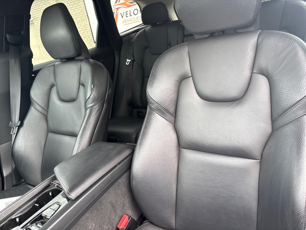 Volvo XC60 T6 AWD Momentum 2021