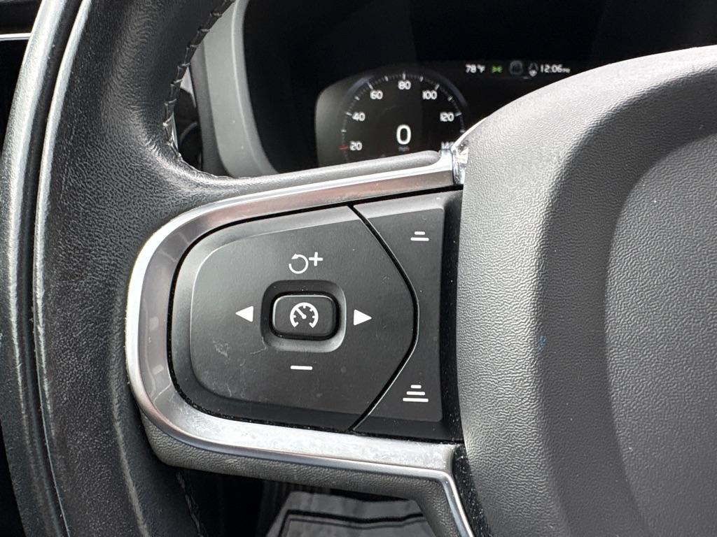 Volvo XC60 T6 AWD Momentum 2021