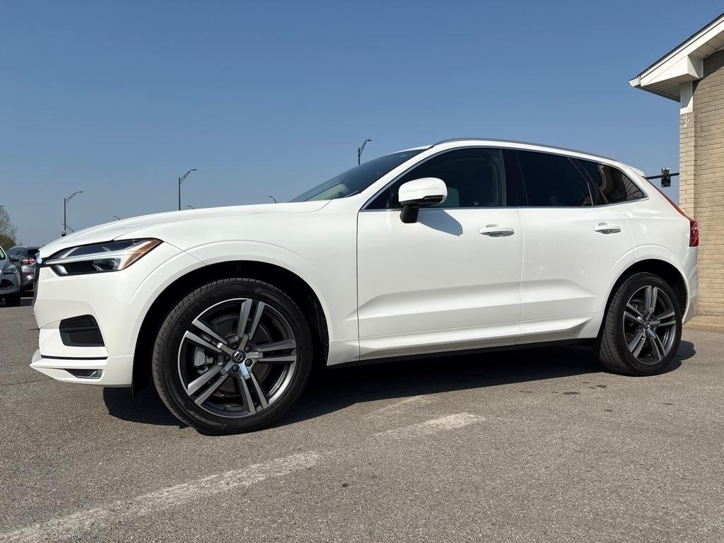 Volvo XC60 T6 AWD Momentum 2021