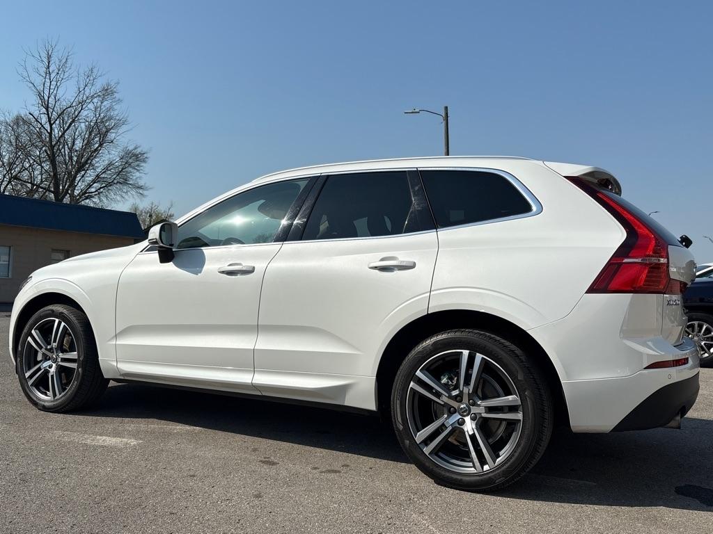 Volvo XC60 T6 AWD Momentum 2021