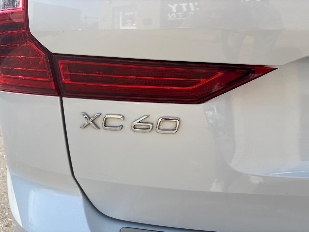 Volvo XC60 T6 AWD Momentum 2021