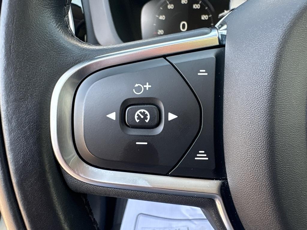 Volvo XC60 T6 AWD Momentum 2021