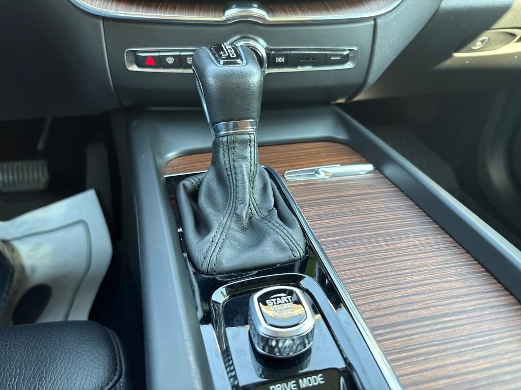 Volvo XC60 T6 AWD Momentum 2021