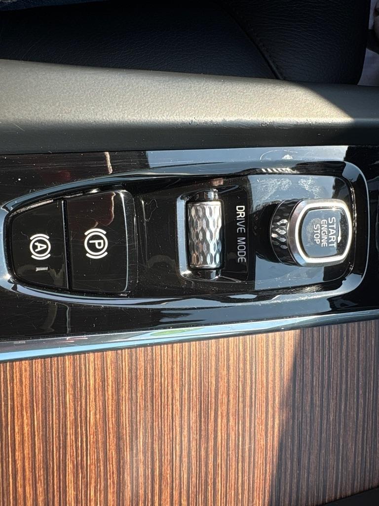 Volvo XC60 T6 AWD Momentum 2021