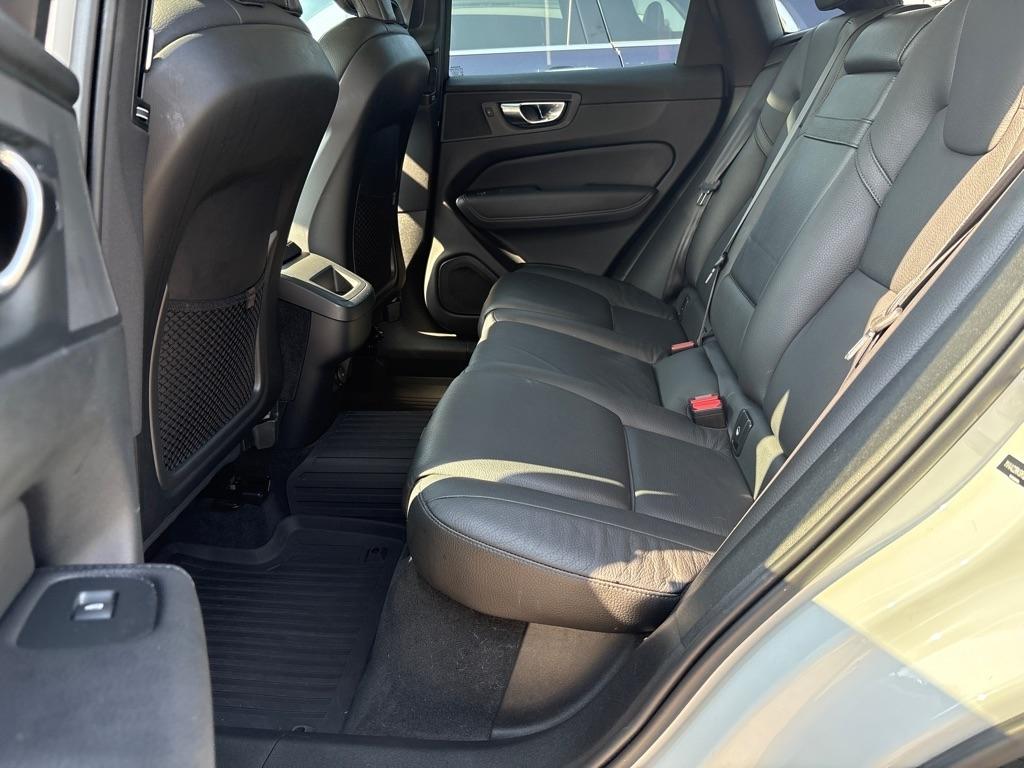 Volvo XC60 T6 AWD Momentum 2021